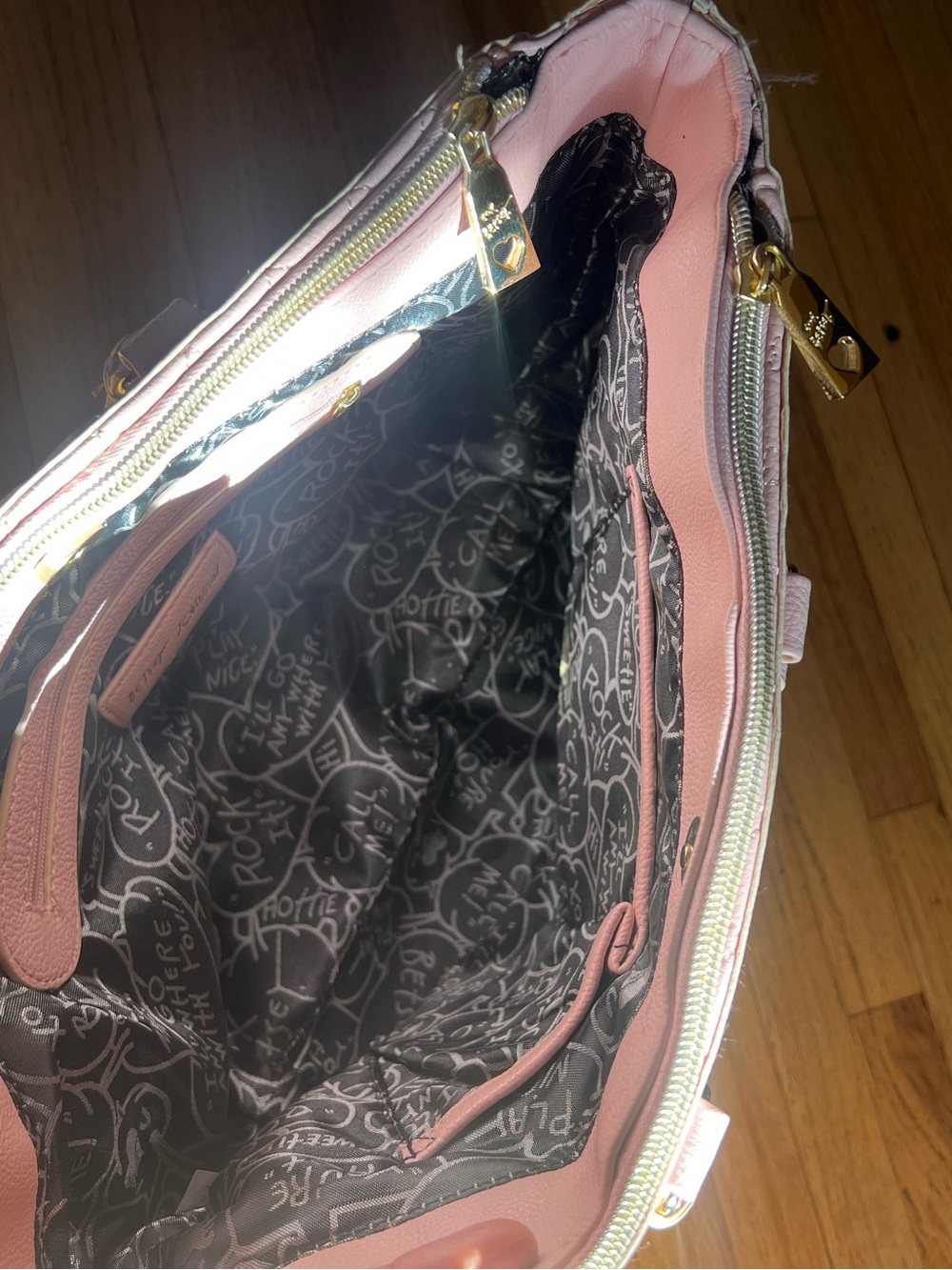 Betsey Johnson Quilted Light Pink Crossbody Satchel with Gold Hardware - Picture 6 of 7